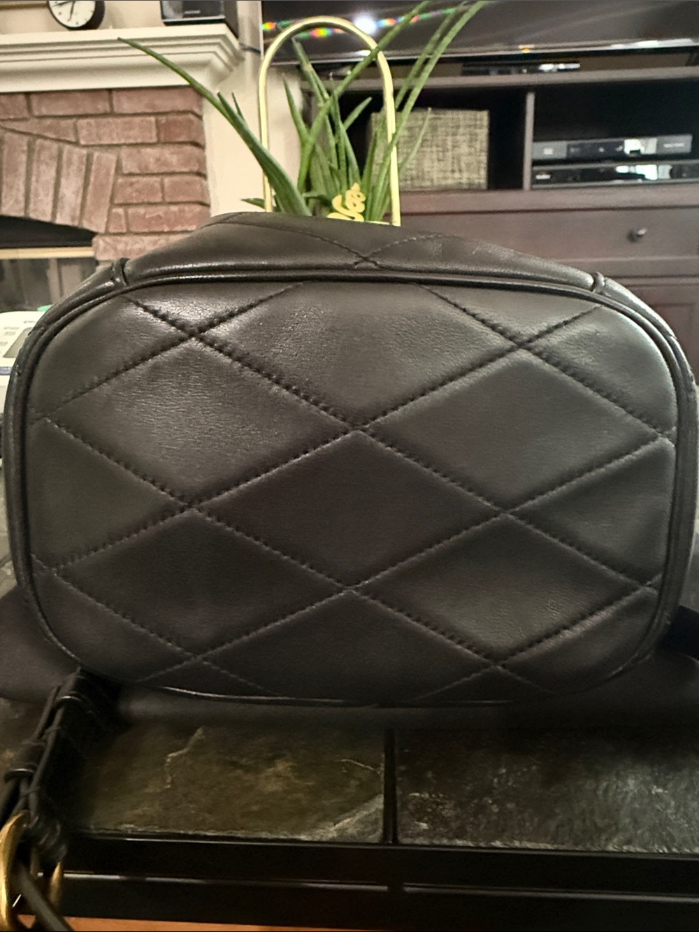 Saint Laurent Le Maillon Hook Quilted Bucket Bag Shoulder/ Crossbody - Picture 4 of 6